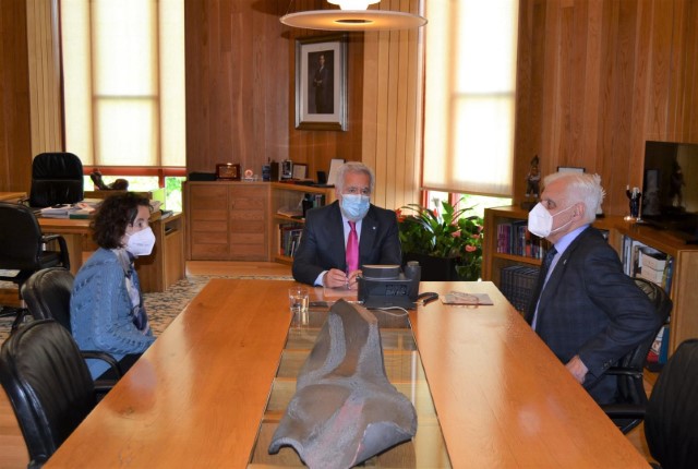 O Parlamento de Galicia patrocinará a edición en galego do principal ensaio feminista de Emilia Pardo Bazán 